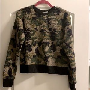 Camo Sherpa!